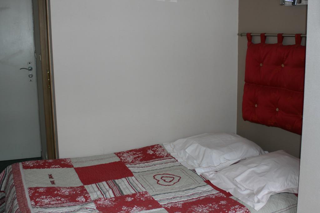Accueil Savoyard Hotel Mieussy Стая снимка