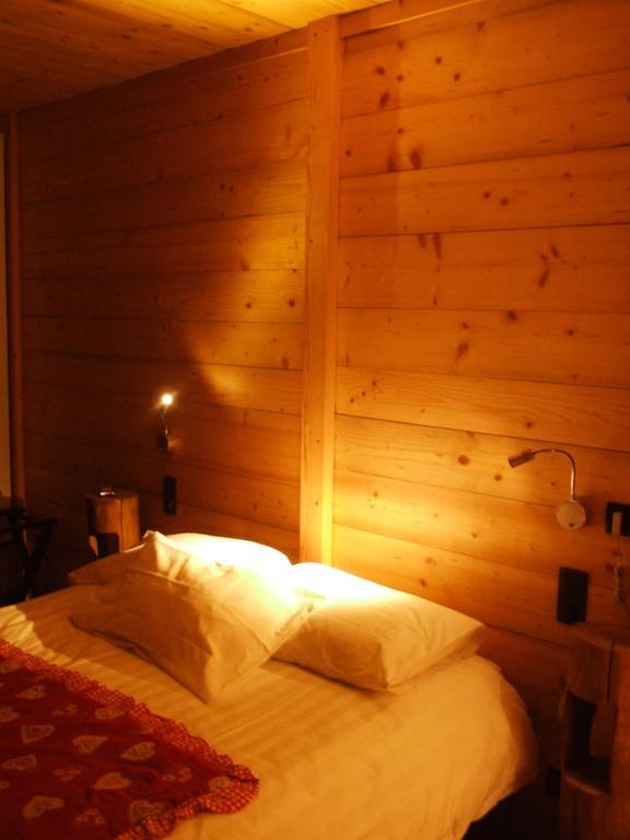 Accueil Savoyard Hotel Mieussy Стая снимка