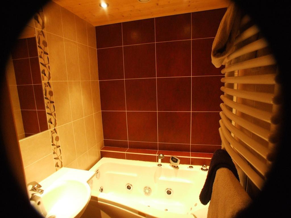 Accueil Savoyard Hotel Mieussy Стая снимка