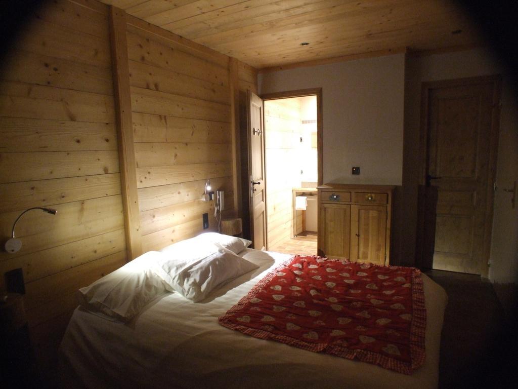 Accueil Savoyard Hotel Mieussy Стая снимка